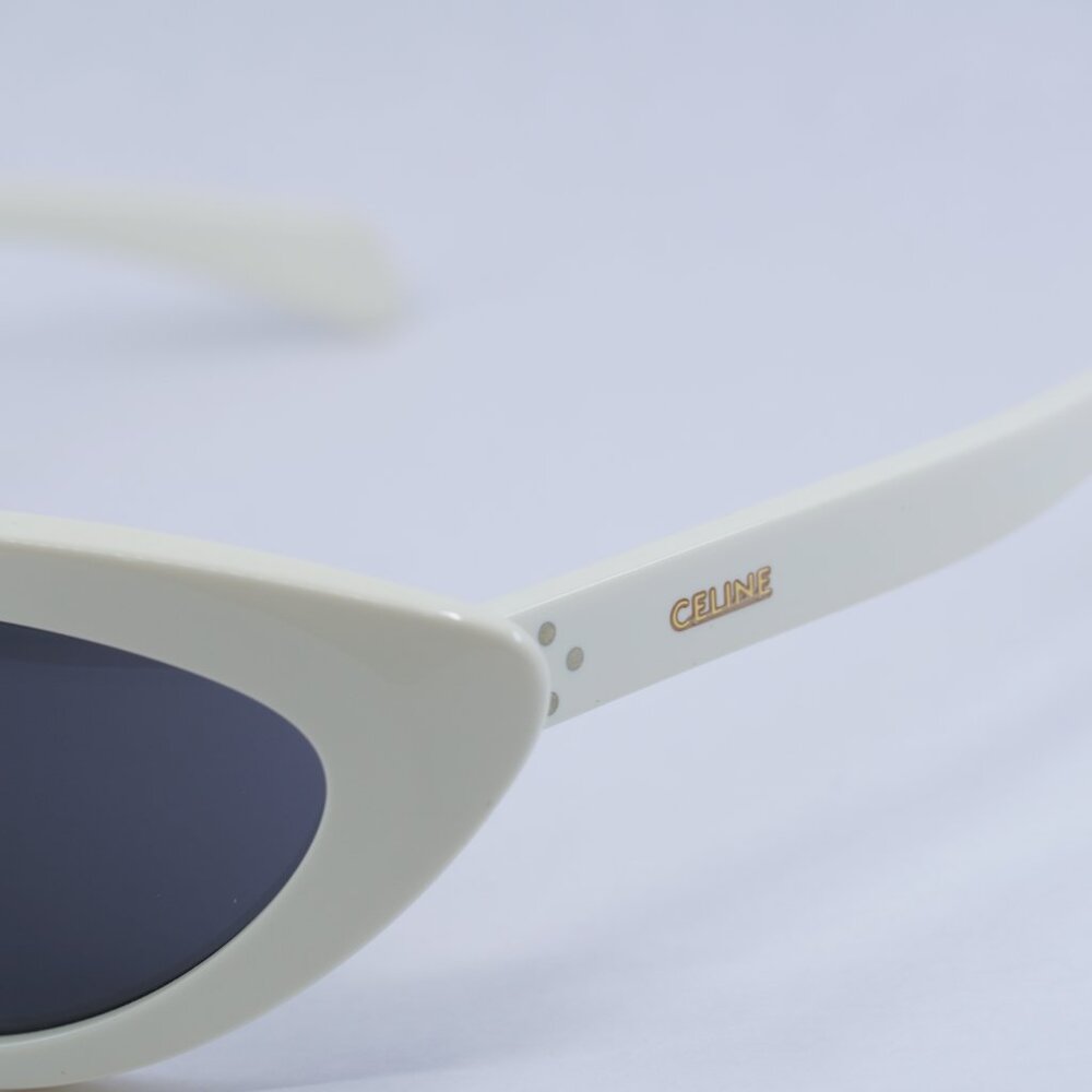 Celine CL40261I 25A Sunglasses - Shiny Ivory Frame, Smoke Lenses - Lowest Price! - Picture 4 of 11